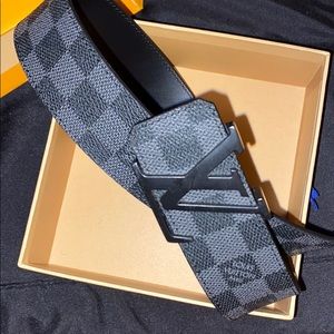 Louis vuiton belt size 34